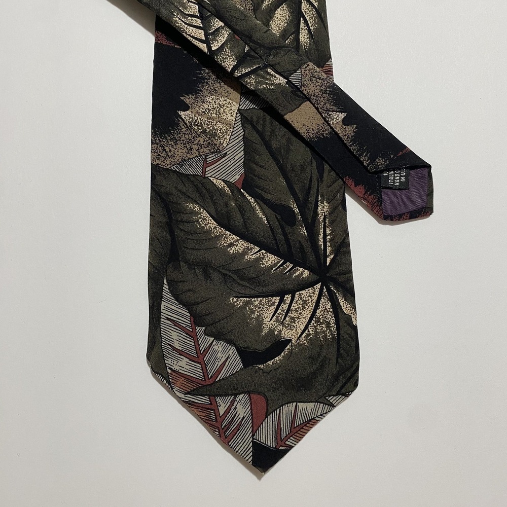 Vintage Enrico Coveri Silk Neck Tie Made in Italy Brown Geometric Leaf Pattern